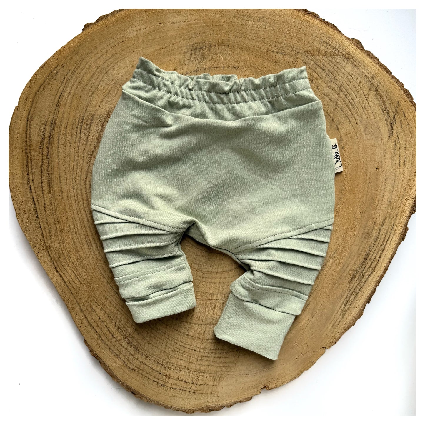 Baby Kleinkind Hose mit Biesen, Bikerhose, in Salbei