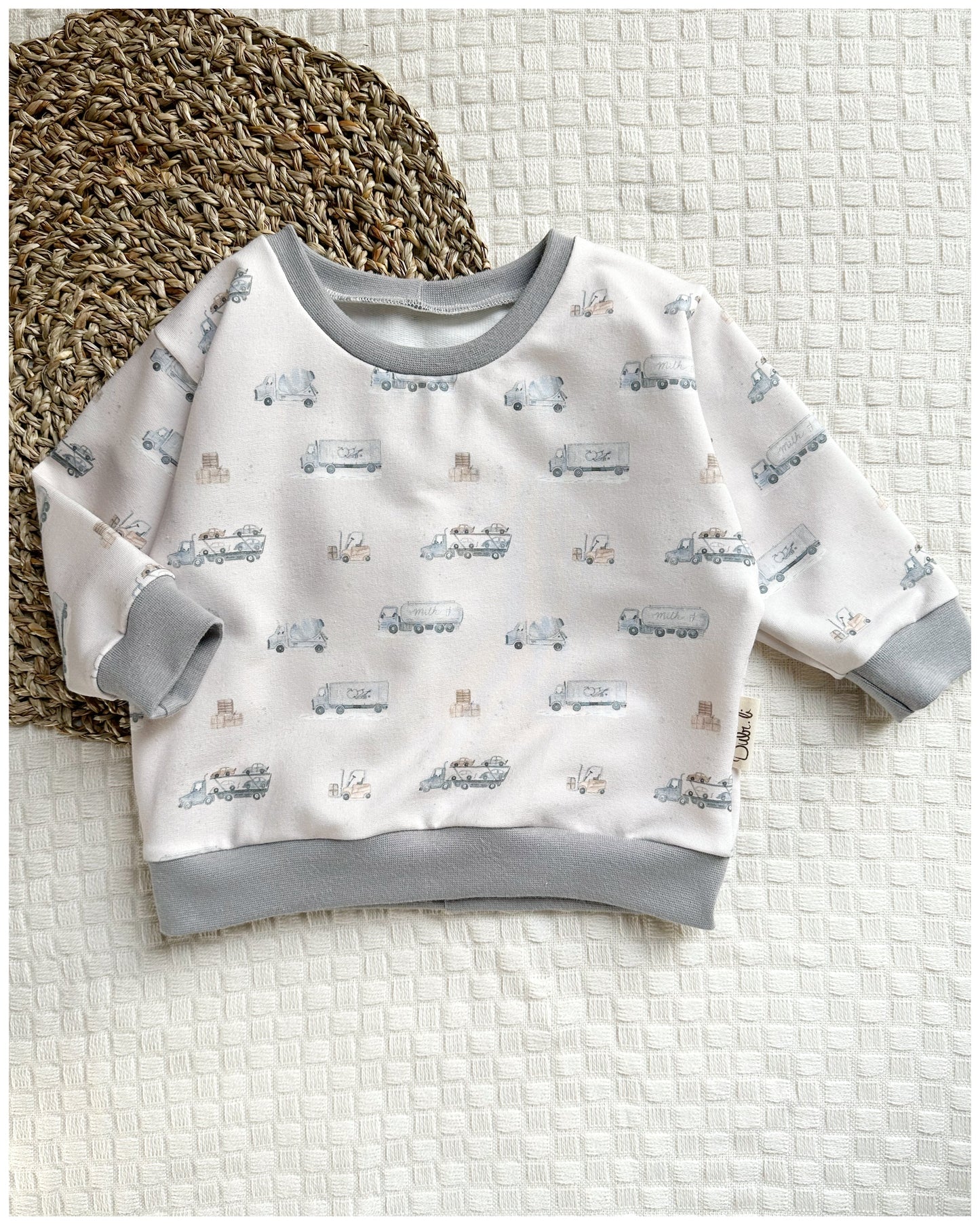 Sweater "Kleine LKWs" - Sofortkäufe - Dubi.li