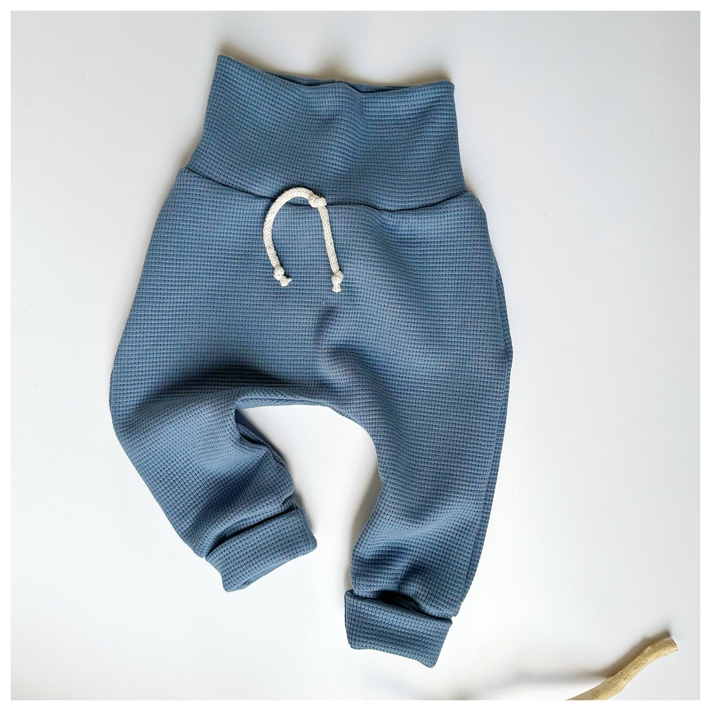 Babyhose Waffeljersey "Jeans blau" - Dubi.li