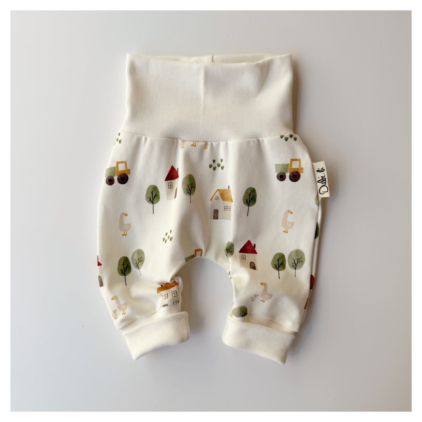 Babyhose Wald/Häuser