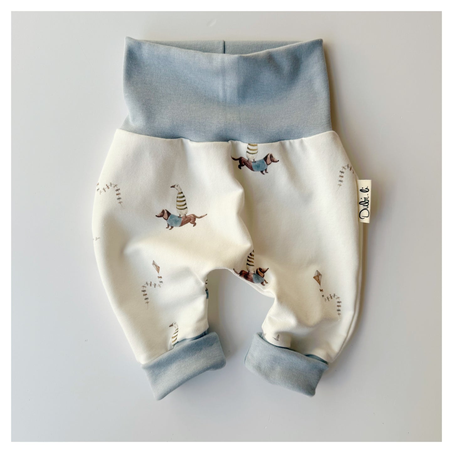 Babyhose kleiner Dachs