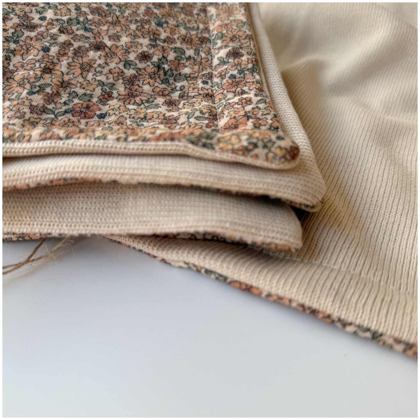 Musselin/Knit Babydecke Mini flowers brown