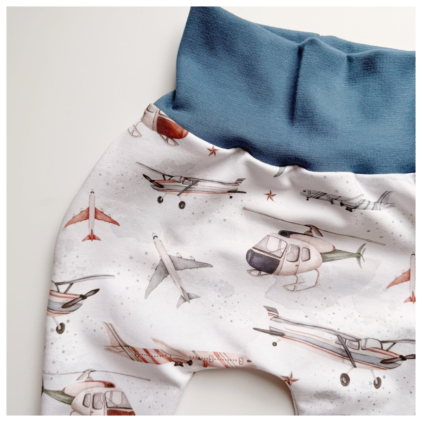 Babyhose Flugzeuge - Dubi.li 