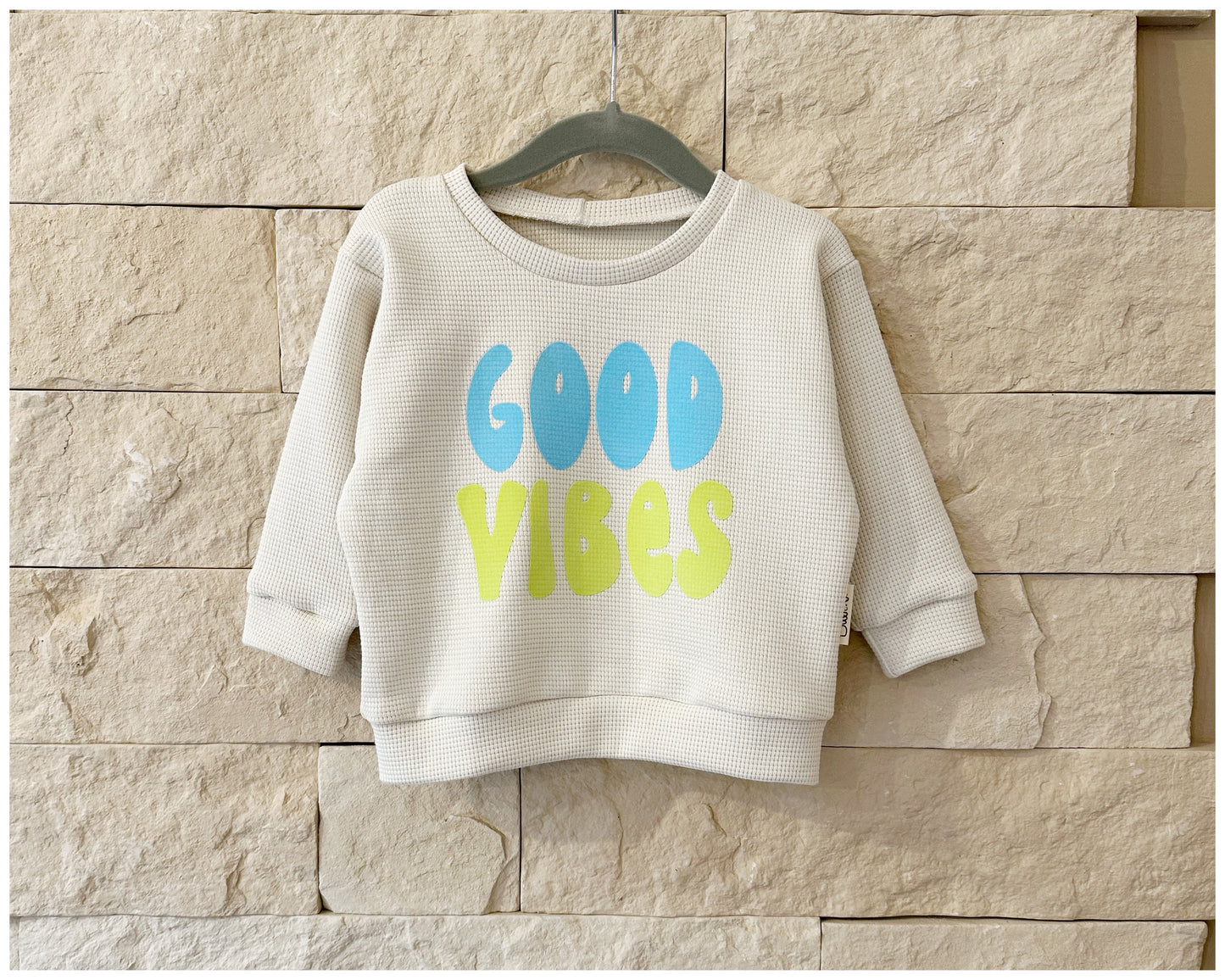 Sweater "Good Vibes" Off-White Gr. 80 - Dubi.li 