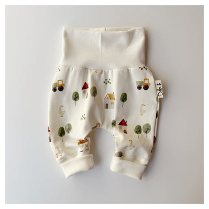 Babyhose Wald/Häuser